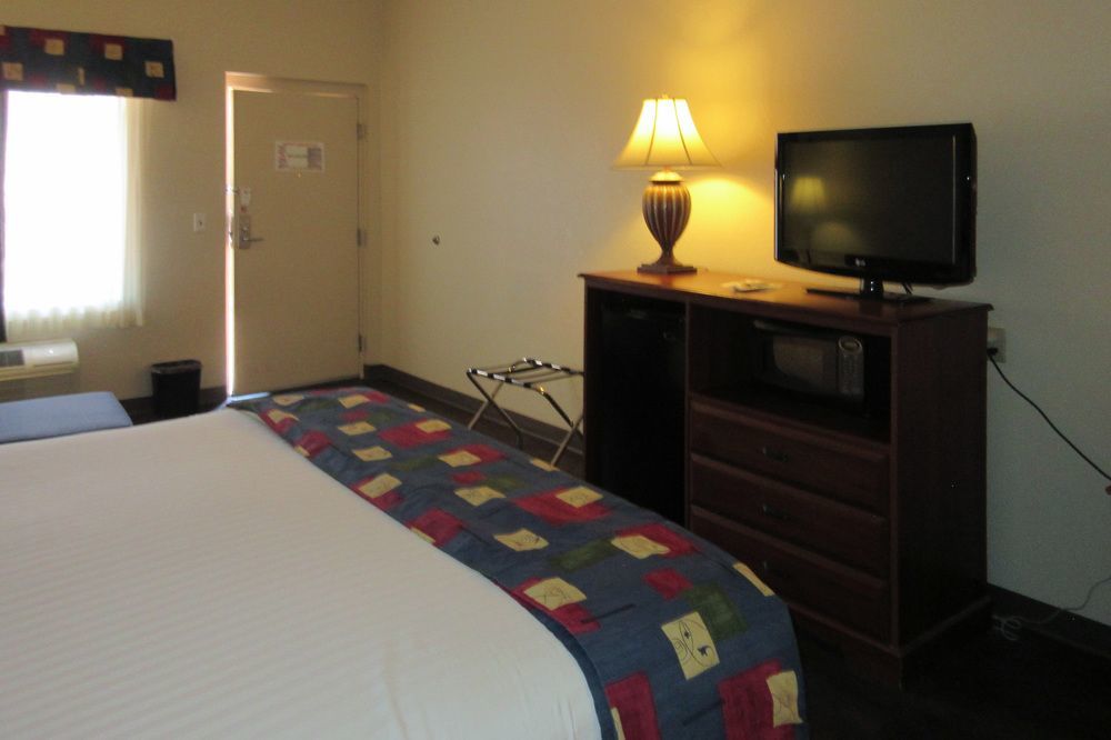 Quality Inn Benson I-10 Exit 304 Exteriör bild