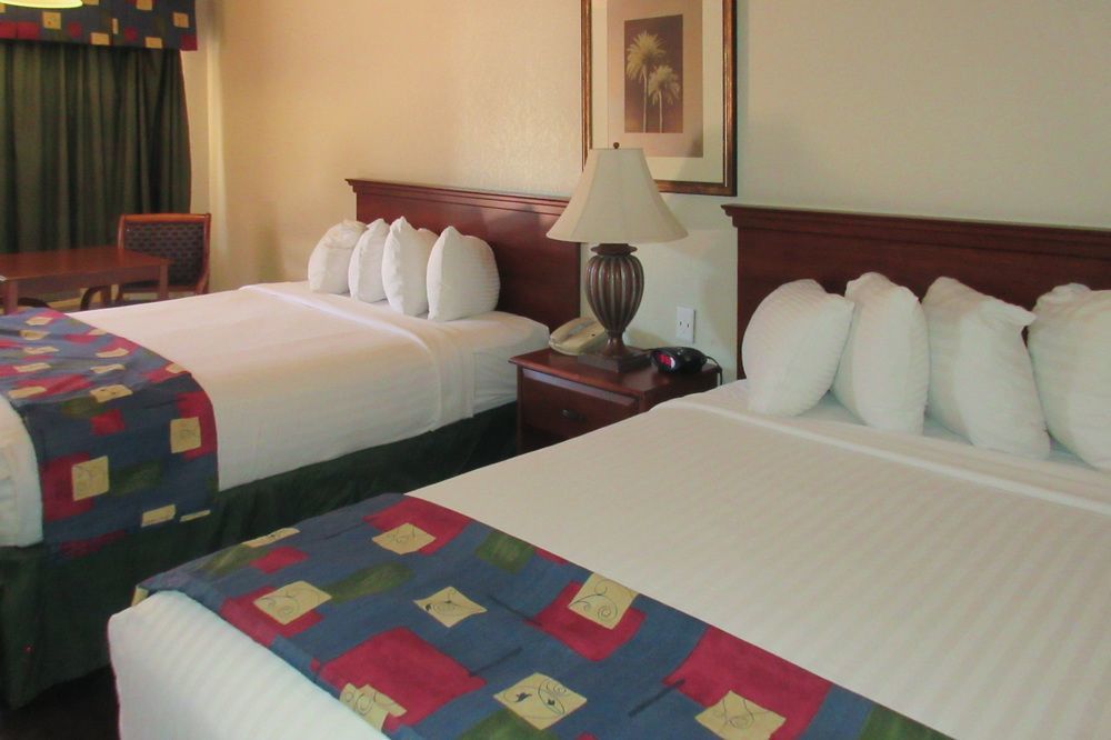 Quality Inn Benson I-10 Exit 304 Exteriör bild